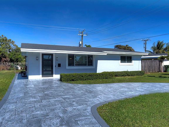 3rd image of 8761 NW 15th Ct