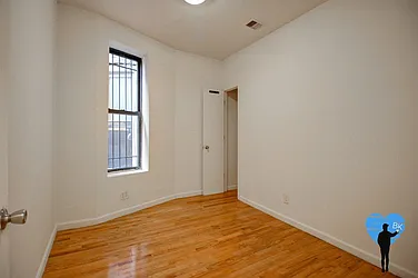 Rented by Next Door Realty NYC