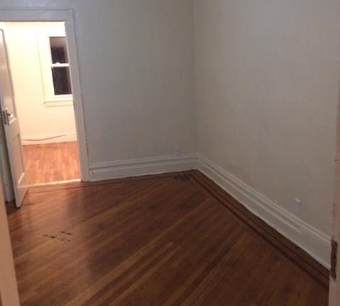 5th image of 10239 86th Ave #1