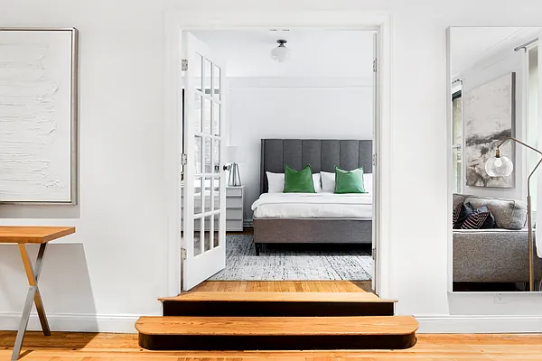 Sold by Compass | media 6