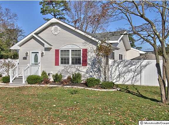 2nd image of 335 Capstan Ave