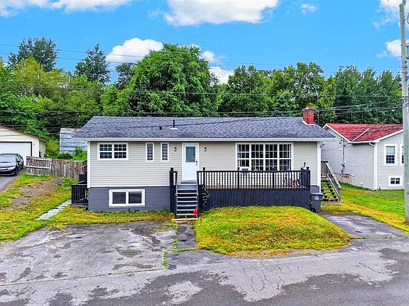 4th image of 27 Valley Road