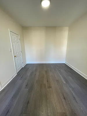 Rented by KEYNDOOR LLC | media 4