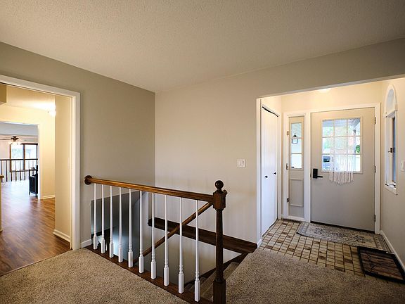 3rd image of 2612 28th Ave NW