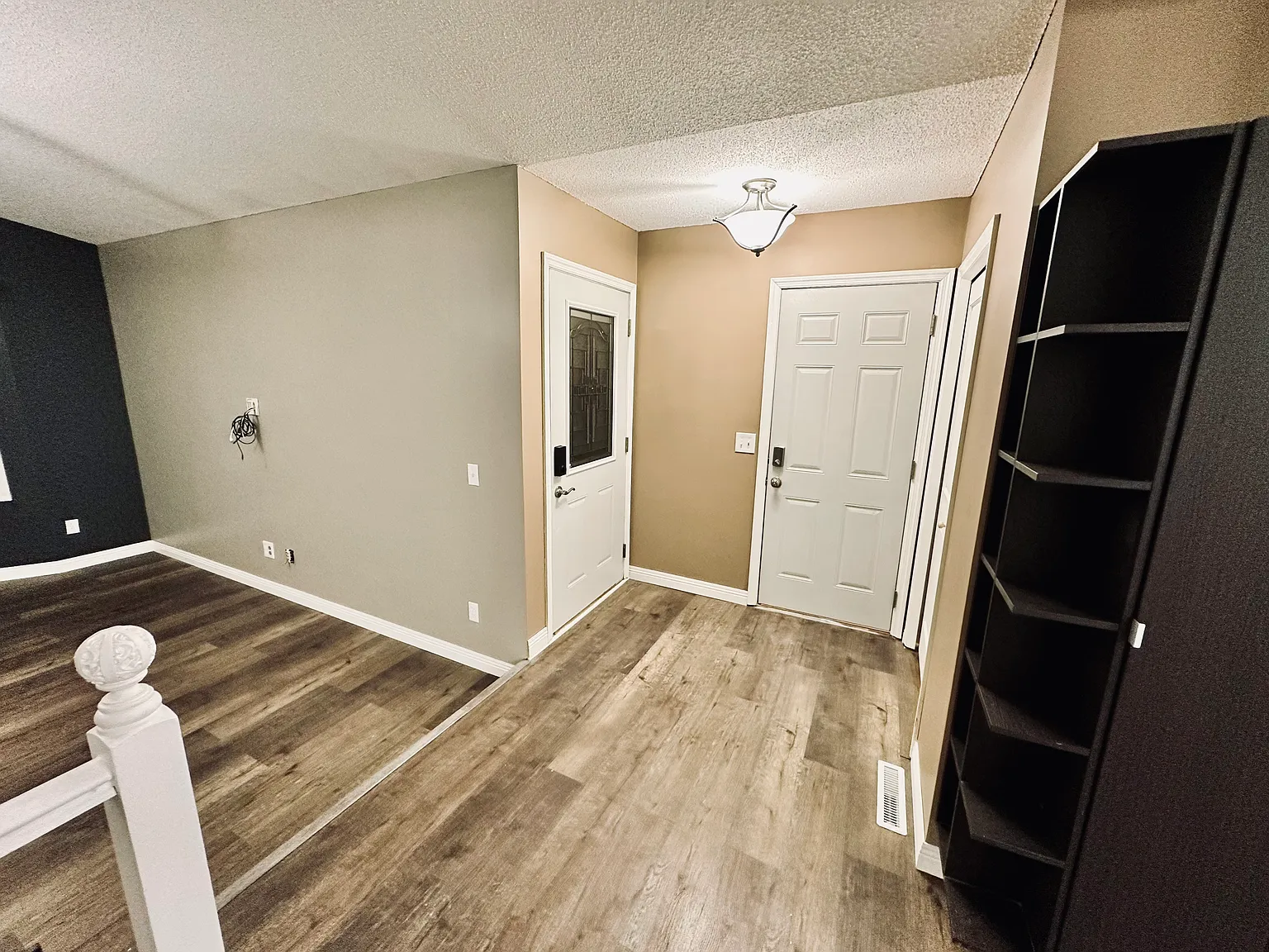 4 bed, 2094 sqft, $2,650 — Photo 2