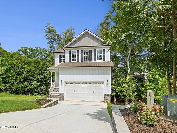 4th image of 60 Greenfield Lane