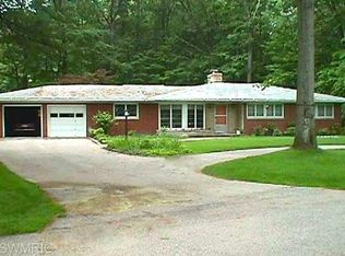 1909 Crestwood Ln, Muskegon, MI