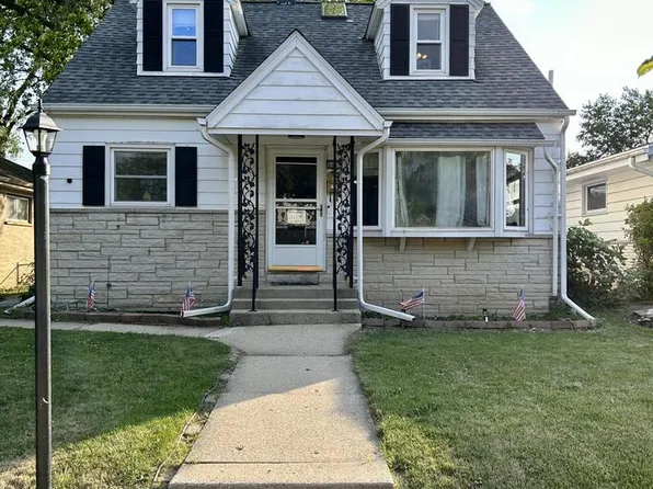 8055 West Potomac AVENUE, Milwaukee, WI 53218