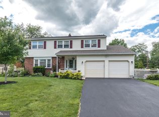 2921 Toll Gate Dr, East Norriton, PA 19403