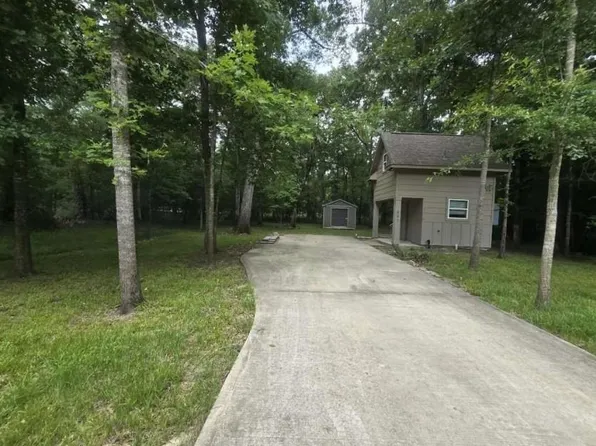 667 Miller Dr, Cleveland, TX 77327