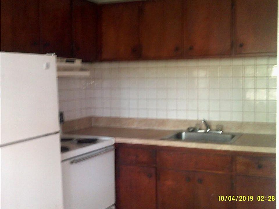 2nd image of 237 W Ocean View Ave APT 11