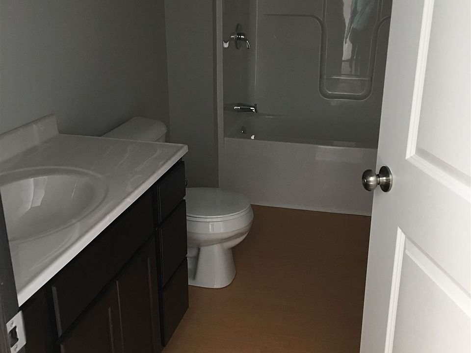 1st image of 220 Roosevelt Cir APT 317