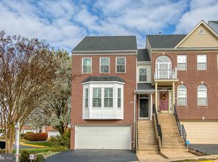 5283 Ballycastle Cir, Alexandria, VA 22315