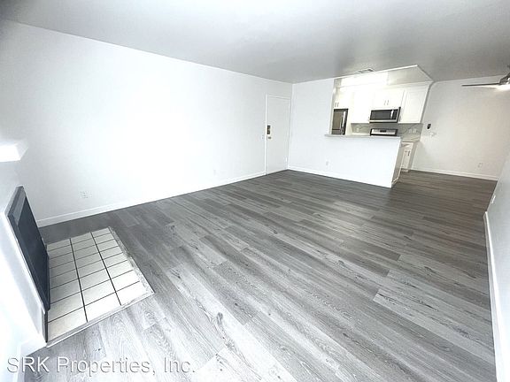 2nd image of 3445 Mentone Ave #113
