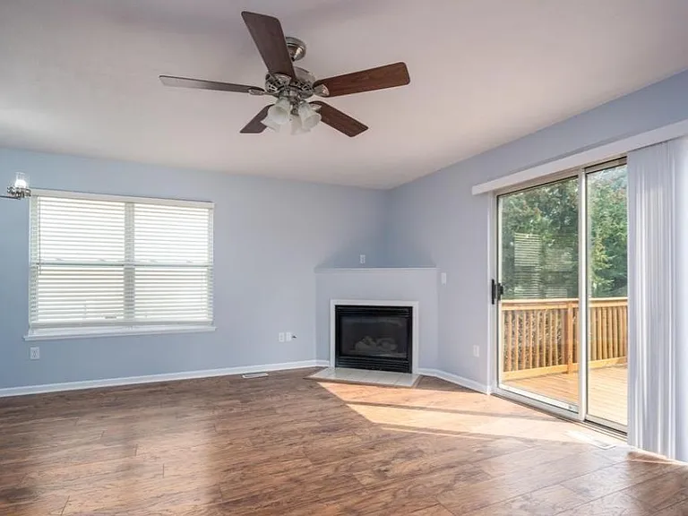 1030 Ada Place Dr SE — Photo 9