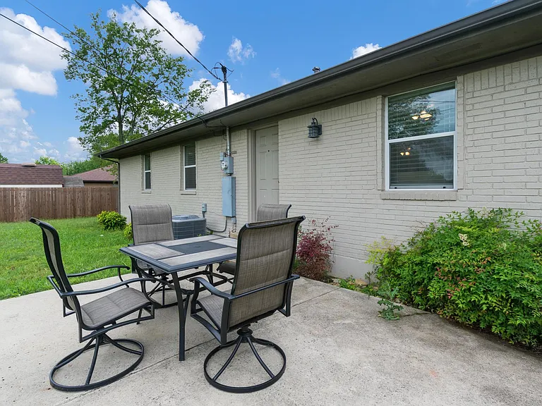 602 N Allen Dr — Photo 26