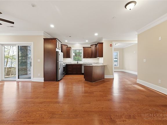 3rd image of 155 Gateway Drive #102