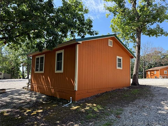 3rd image of 29794 Liars Loop Cabin 10