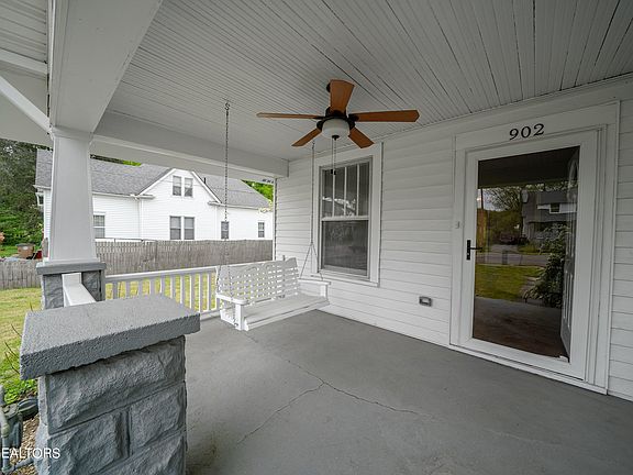3rd image of 902 Chickamauga Ave