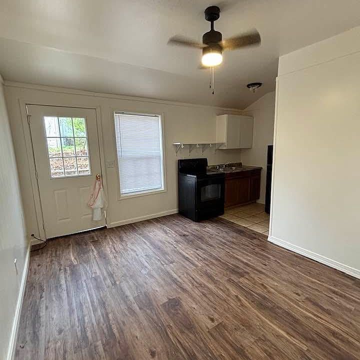 1st image of 63251 E 256 Rd
