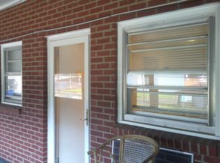 321 Connelly Springs Rd SW #A, Lenoir, NC 28645