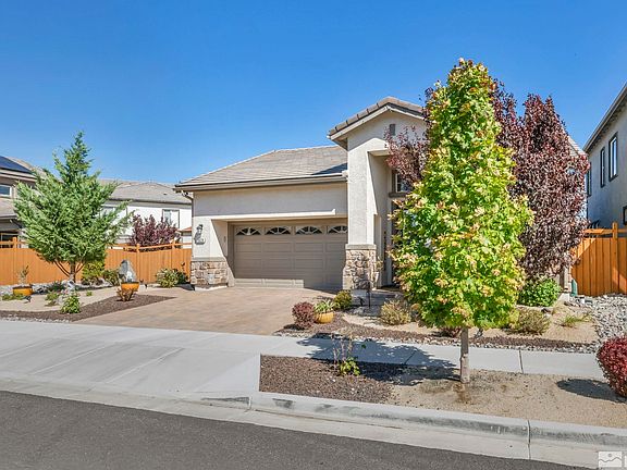 3rd image of 3028 Honey Arbor Way