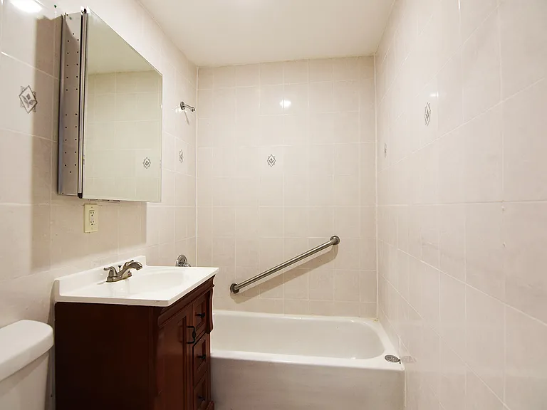 1619 Pacific St #1 — Photo 11