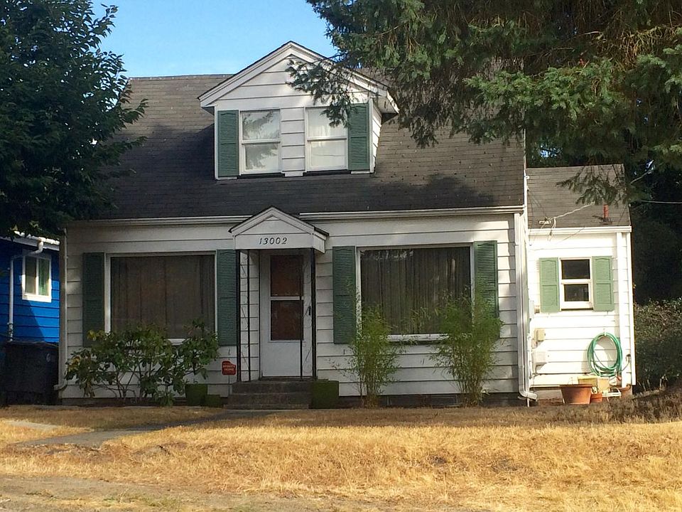 Cape Cod Style House