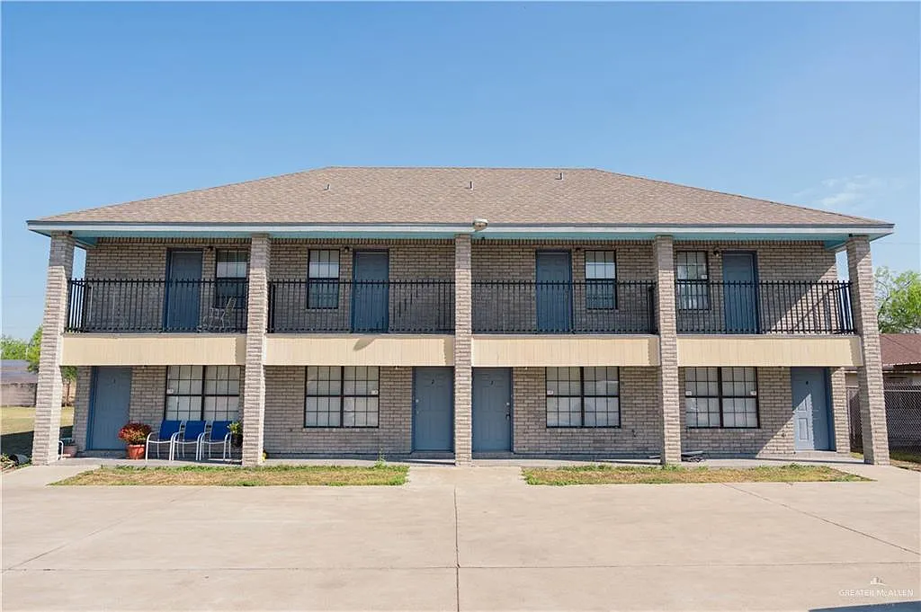 2 bed, 2.0 bath, 930 sqft, $900 — Photo 1