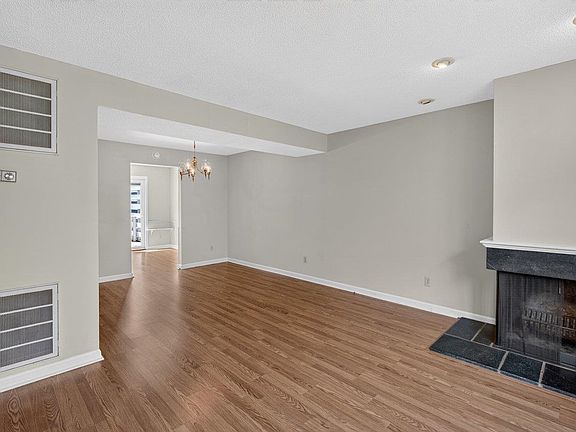 2nd image of 19 Village Sq