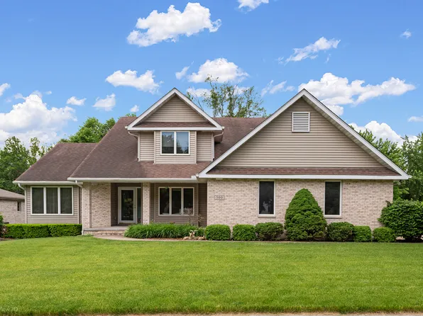 500 Rivers Edge Dr, Minooka, IL 60447