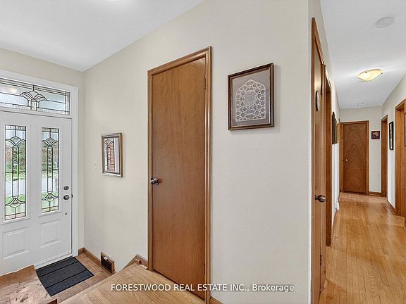 5th image of 651 Breckenridge Rd