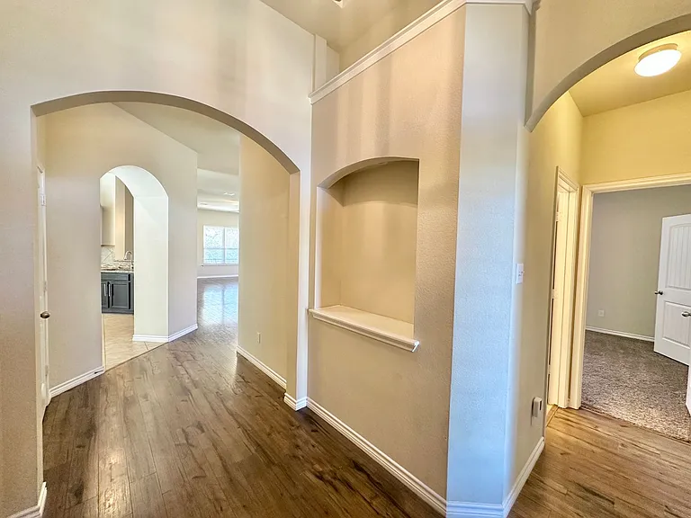 3383 Vineyard Trl — Photo 2