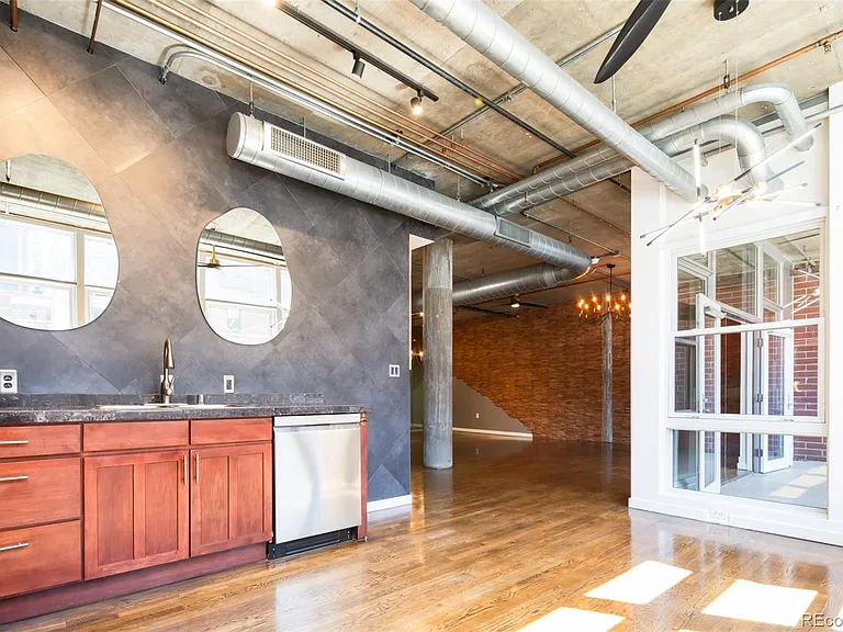 1720 Wazee St #2B — Photo 11