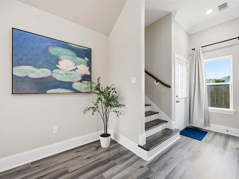 9320 Coffee St #B — Photo 12