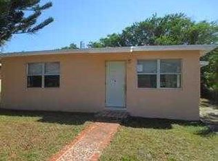837 W 6th St, Riviera Beach, FL 33404