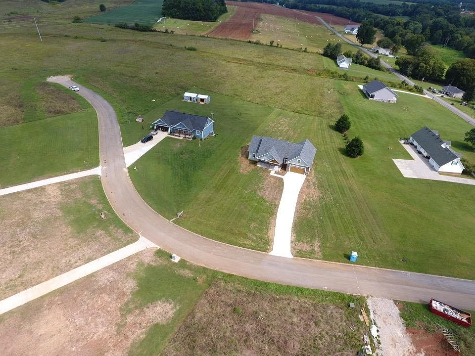 2nd image of LOT 8 Stone Leigh Dr