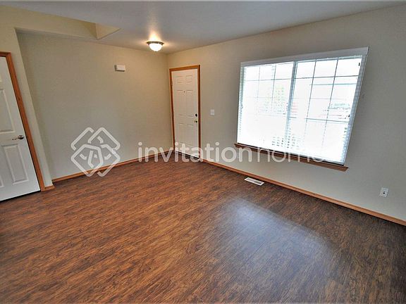 2nd image of 11108 18th St SE