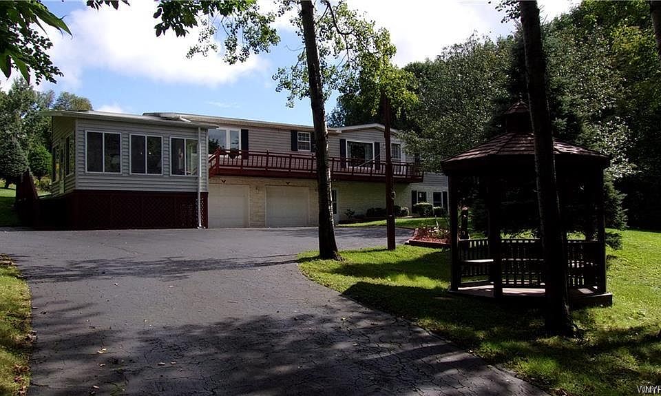 1st image of 2565 Lewis Rd