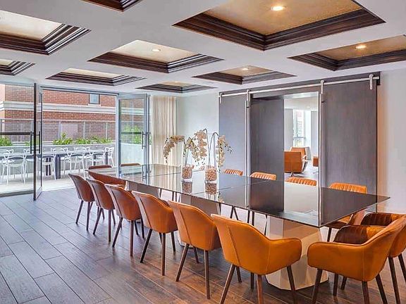 4th image of 755 N Hudson Ave #1805