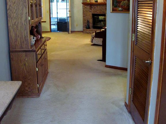 5th image of 3029 Bridgeview Dr