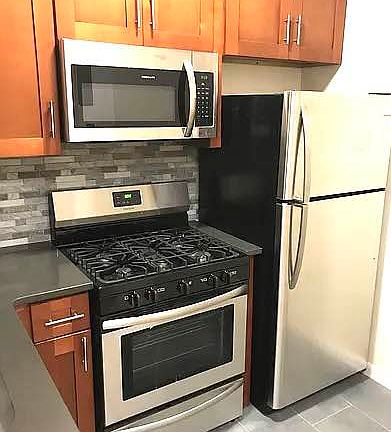 5th image of 207 W 102nd St APT 5