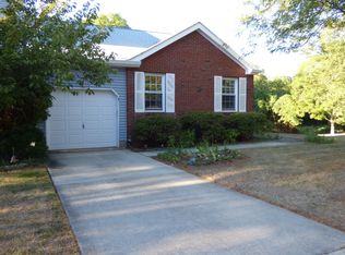 35 Redwood Dr, Eatontown, NJ 07724