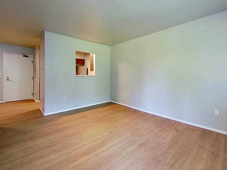 3278 North Dousman St. — Photo 8