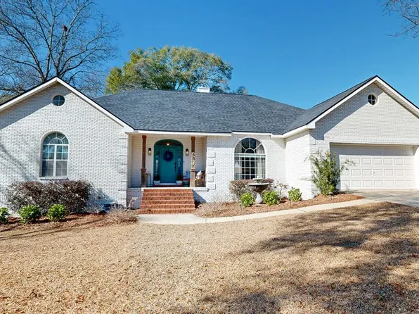 103 Bridgewater Ct, Dothan, AL 36303