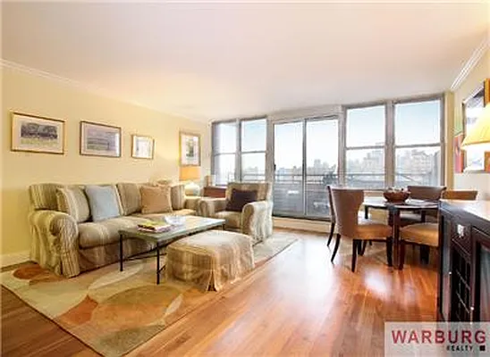 Sold by Warburg | media 11