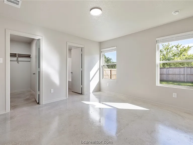 1636 Lucky St — Photo 14