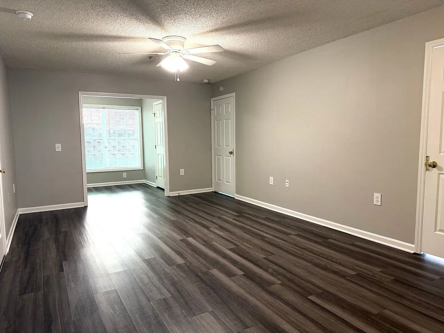 Private Room & Bathroom in Spacious 4 Bed 4 Bath Apartment near NCSU — Photo 4