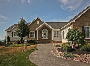 4925 Lake Rd, Wilson, NY 14172