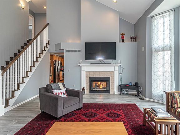 4th image of 7181 Wapiti Way